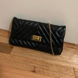 Steve Madden black clutch